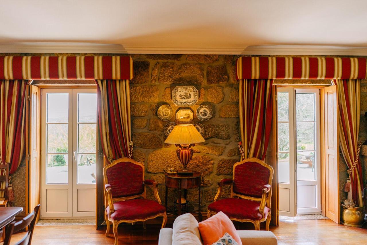 The Fox House - Private Villa & Nature Sao Pedro do Sul Luaran gambar