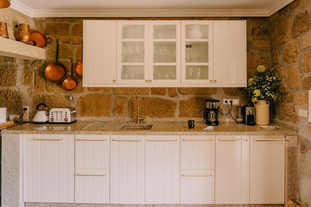 The Fox House - Private Villa & Nature Sao Pedro do Sul Luaran gambar