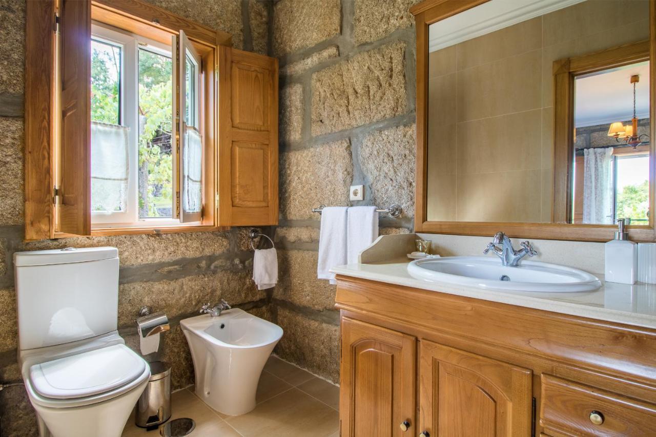 The Fox House - Private Villa & Nature Sao Pedro do Sul Luaran gambar
