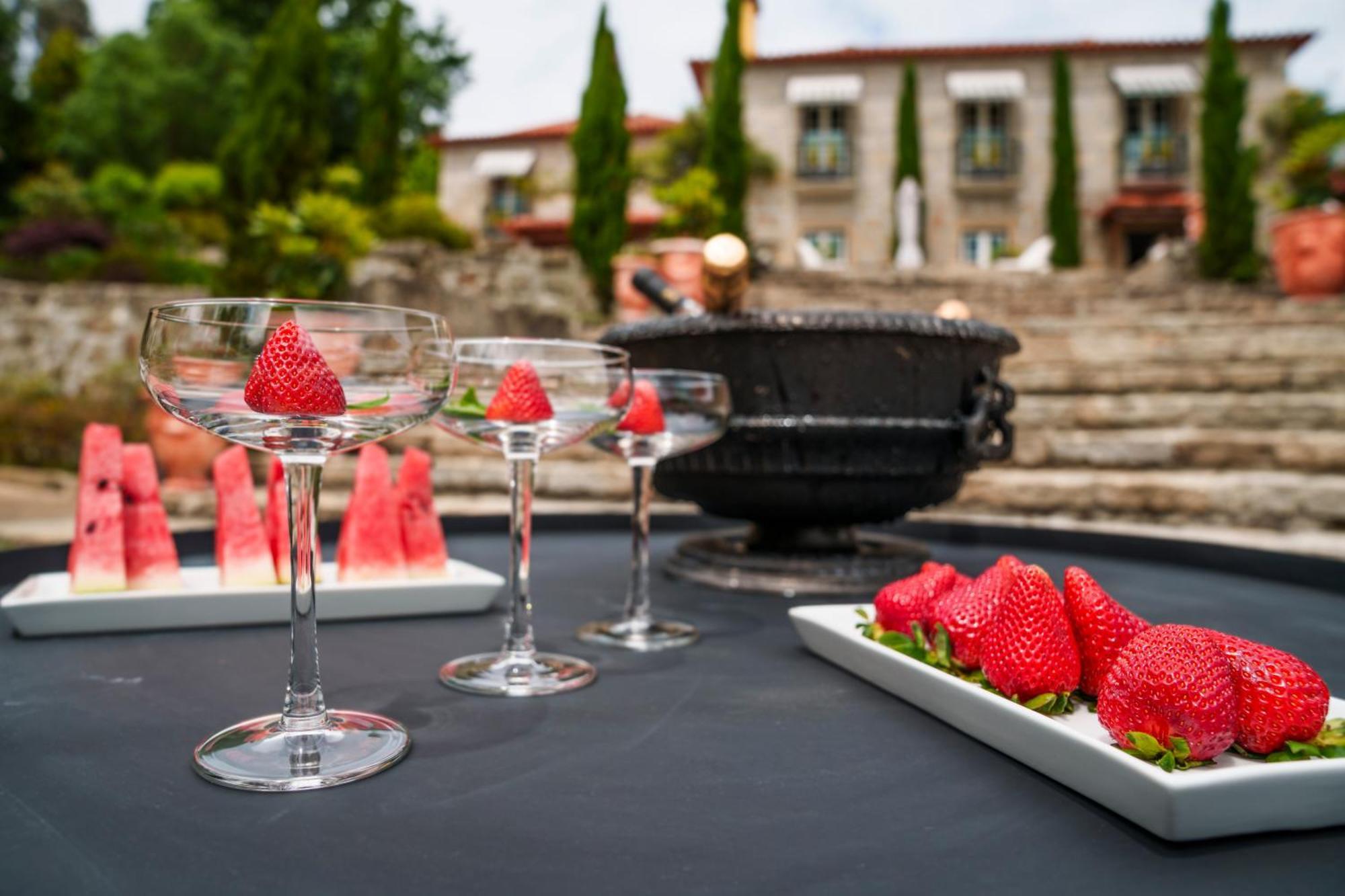 The Fox House - Private Villa & Nature Sao Pedro do Sul Luaran gambar